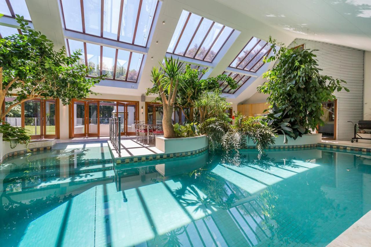 Bond Estate Luxury Accommodation Christchurch Dış mekan fotoğraf