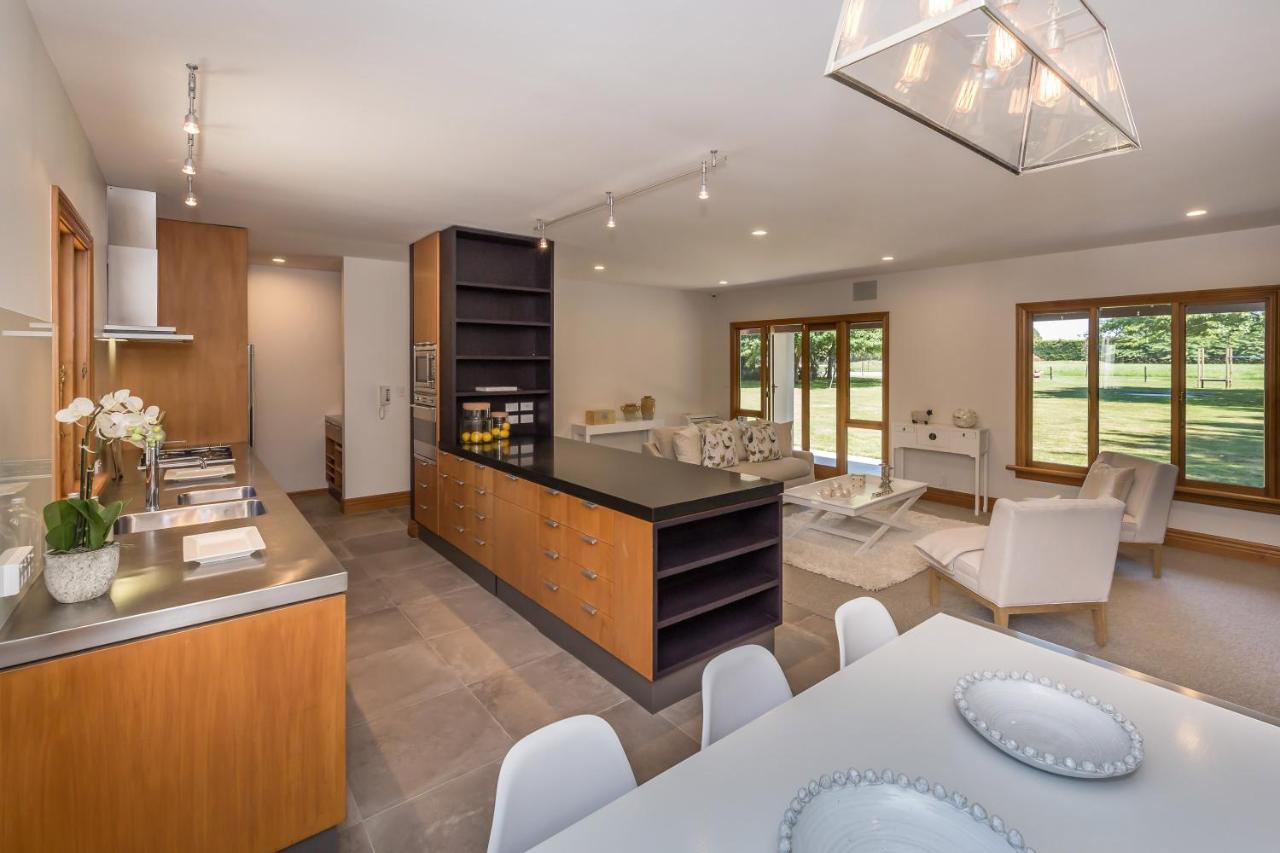 Bond Estate Luxury Accommodation Christchurch Dış mekan fotoğraf