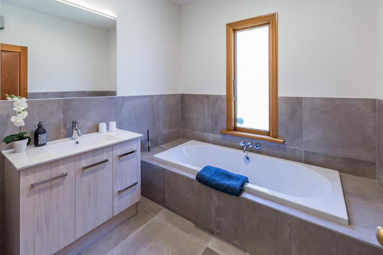 Bond Estate Luxury Accommodation Christchurch Dış mekan fotoğraf
