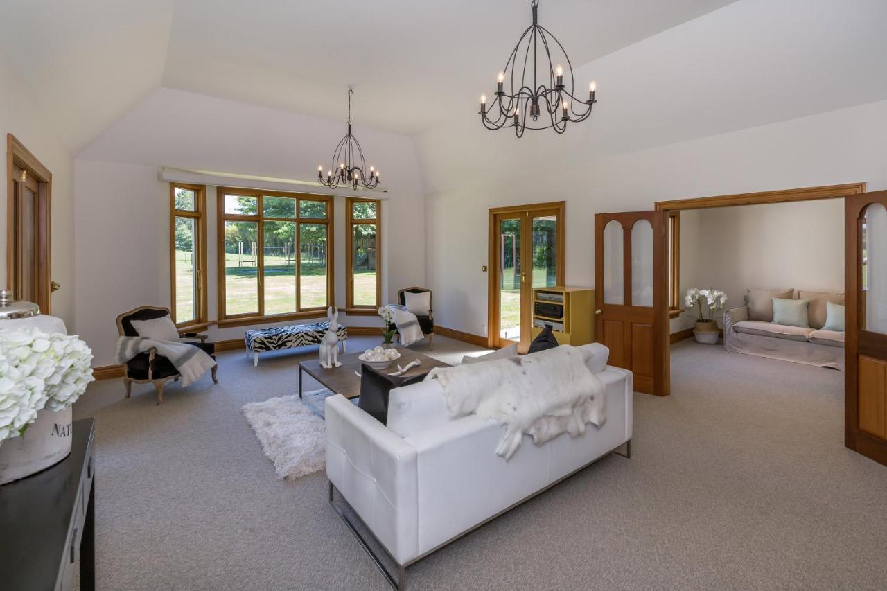 Bond Estate Luxury Accommodation Christchurch Dış mekan fotoğraf